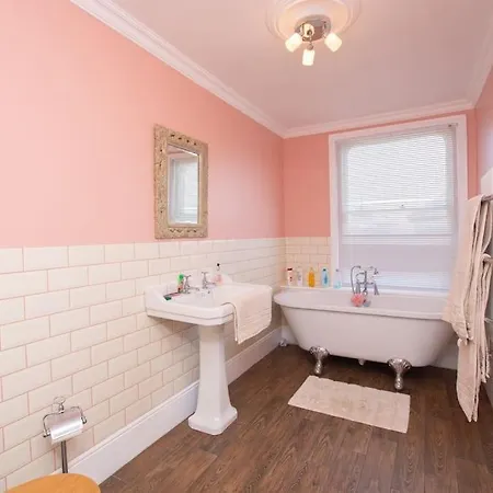 Stunning Large Victorian Maisonette With Sea View Deal Exterior photo