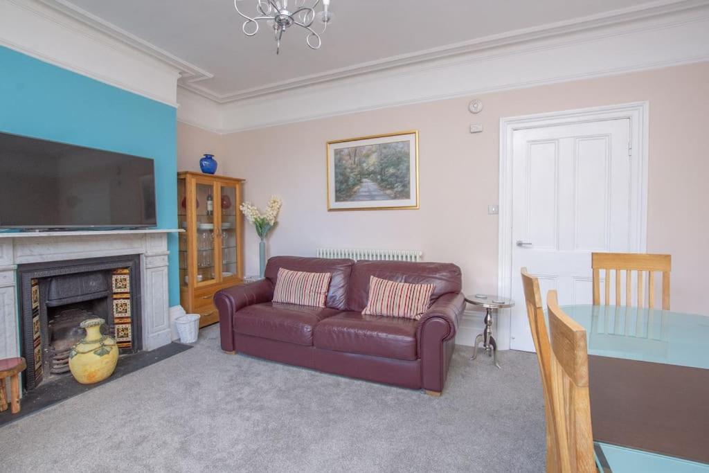 Stunning Large Victorian Maisonette With Sea View Holiday home Deal